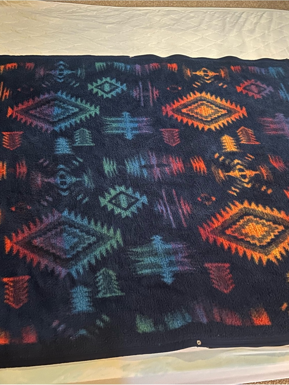 Blanket/Sleeping bag with 1/2 zipper and snaps